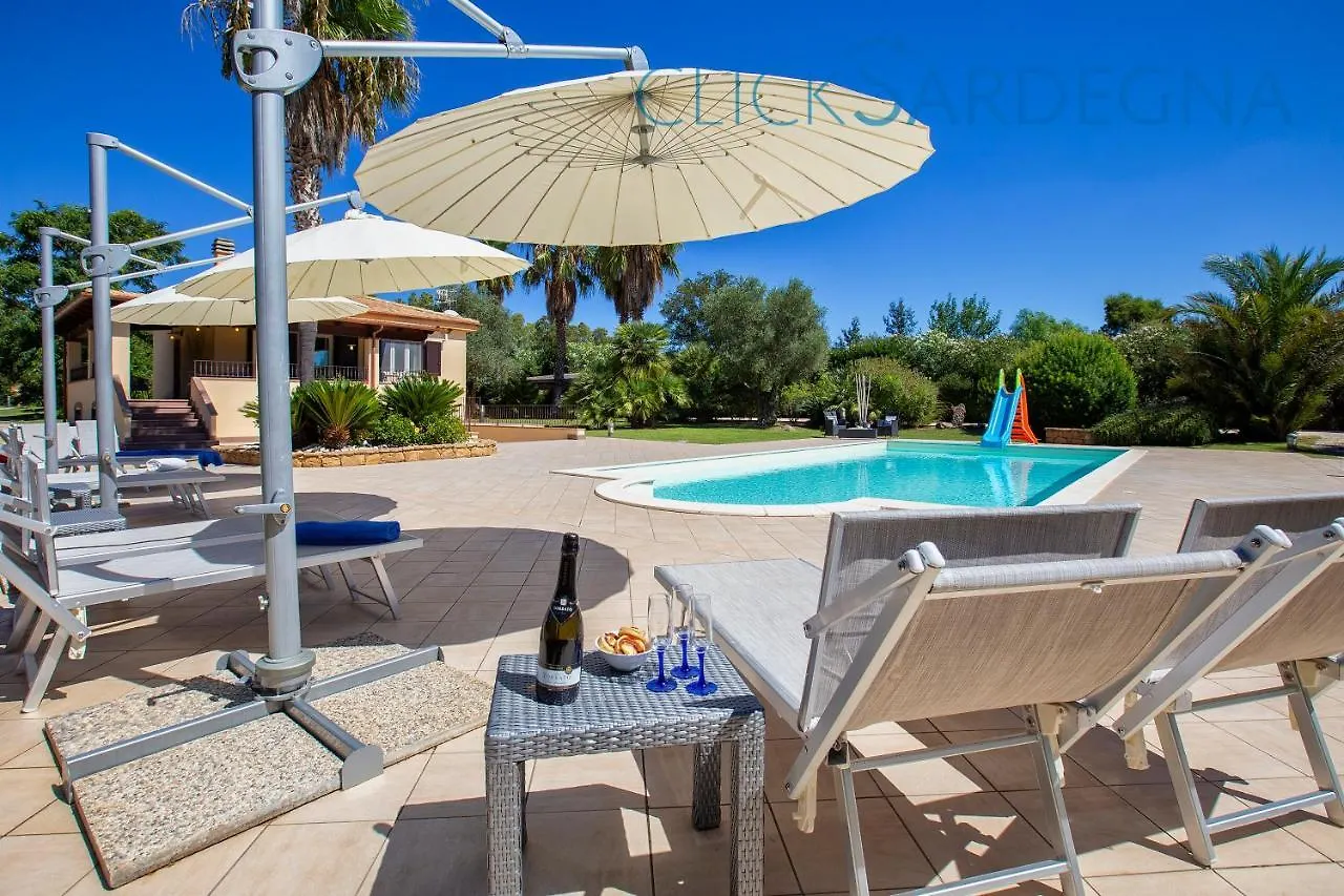 אלגהרו Villa Paradiso With Swimming Pool Large Garden And Tennis Court איטליה