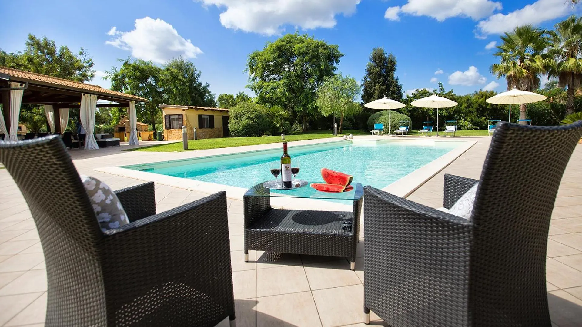 אלגהרו Villa Paradiso With Swimming Pool Large Garden And Tennis Court 0*,  איטליה